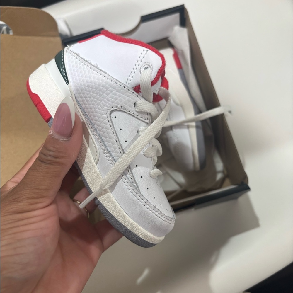 Infant Jordan 2s